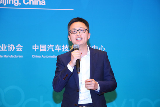 主題峰會(huì )1-夏珩-小鵬汽車(chē)創(chuàng  )始人、總裁（2）.jpg