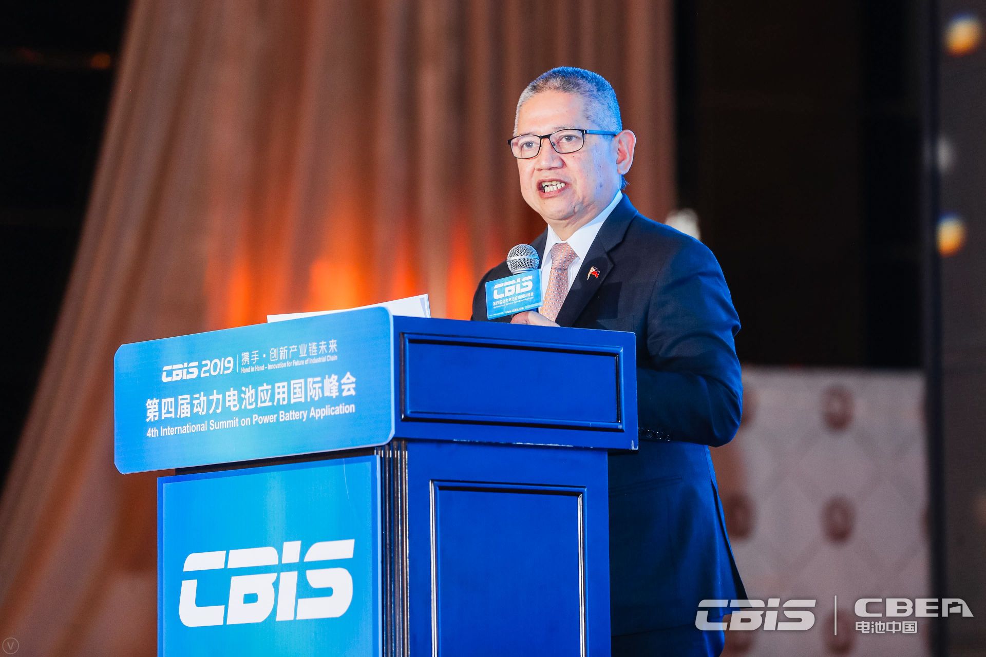 格倫·佩尼亞蘭達：菲律賓在原材料、電動(dòng)汽車(chē)和儲能方面充滿(mǎn)發(fā)展機會(huì )