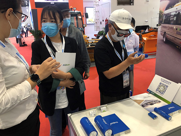 矩陣亮相民航展 銀隆“油改電”助跑綠色機場(chǎng)建設