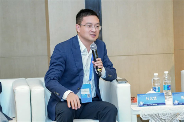 “Li+學(xué)社”高端對話(huà)：警惕全球化機遇下，鋰電企業(yè)的出海挑戰和技術(shù)迭代風(fēng)險