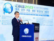動(dòng)力電池應用分會(huì )專(zhuān)家委員會(huì )副主任委員劉斐主持